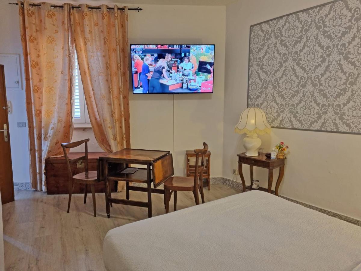 Casa Le Coccole Apartment Ливорно Екстериор снимка