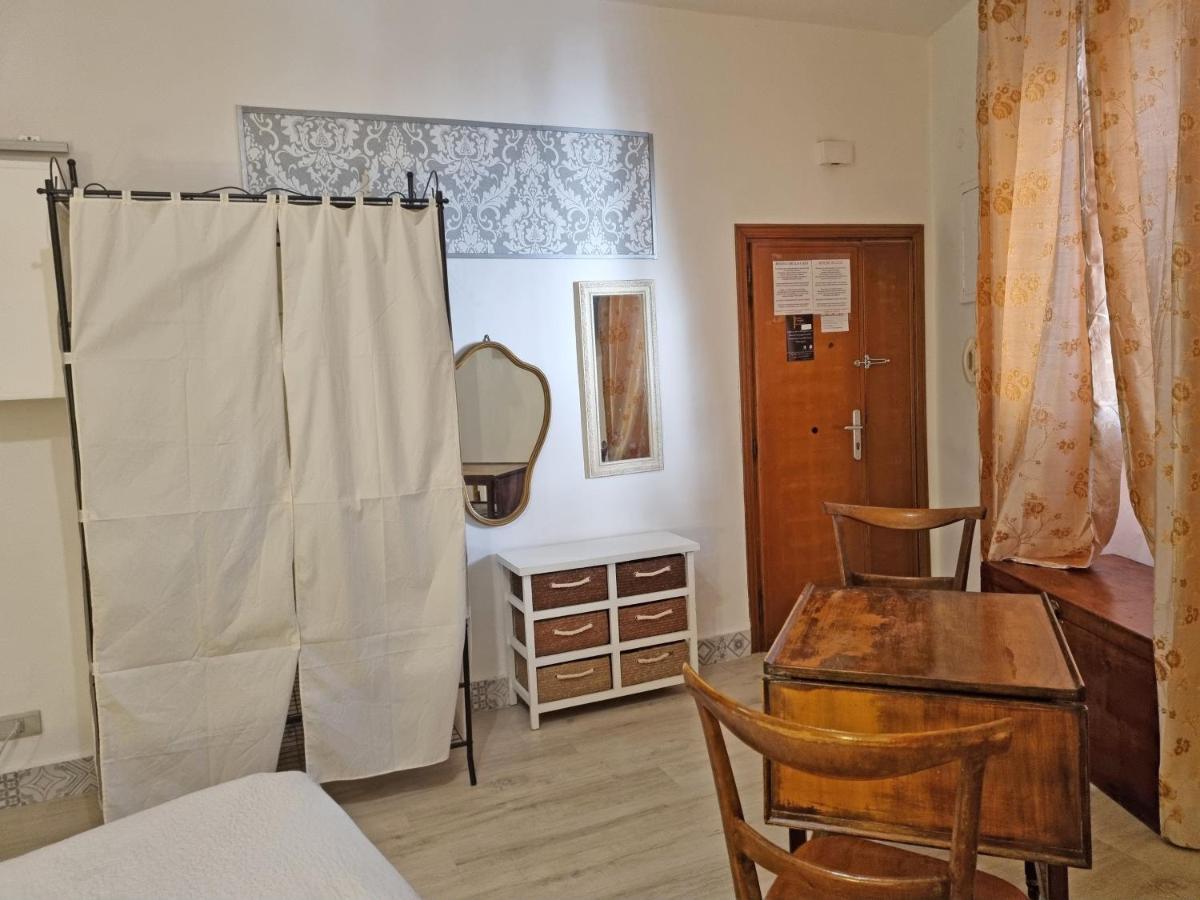 Casa Le Coccole Apartment Ливорно Екстериор снимка