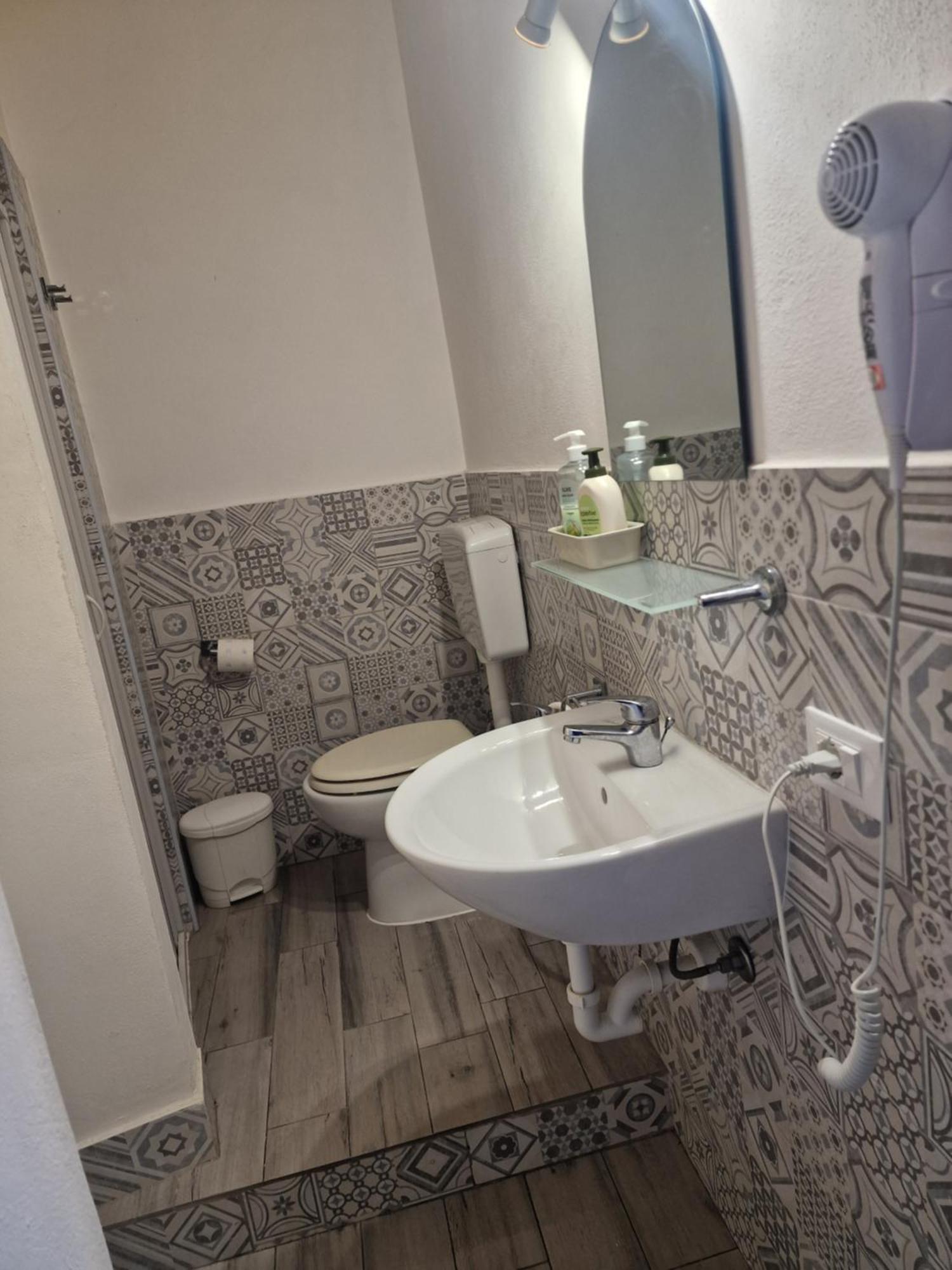 Casa Le Coccole Apartment Ливорно Екстериор снимка